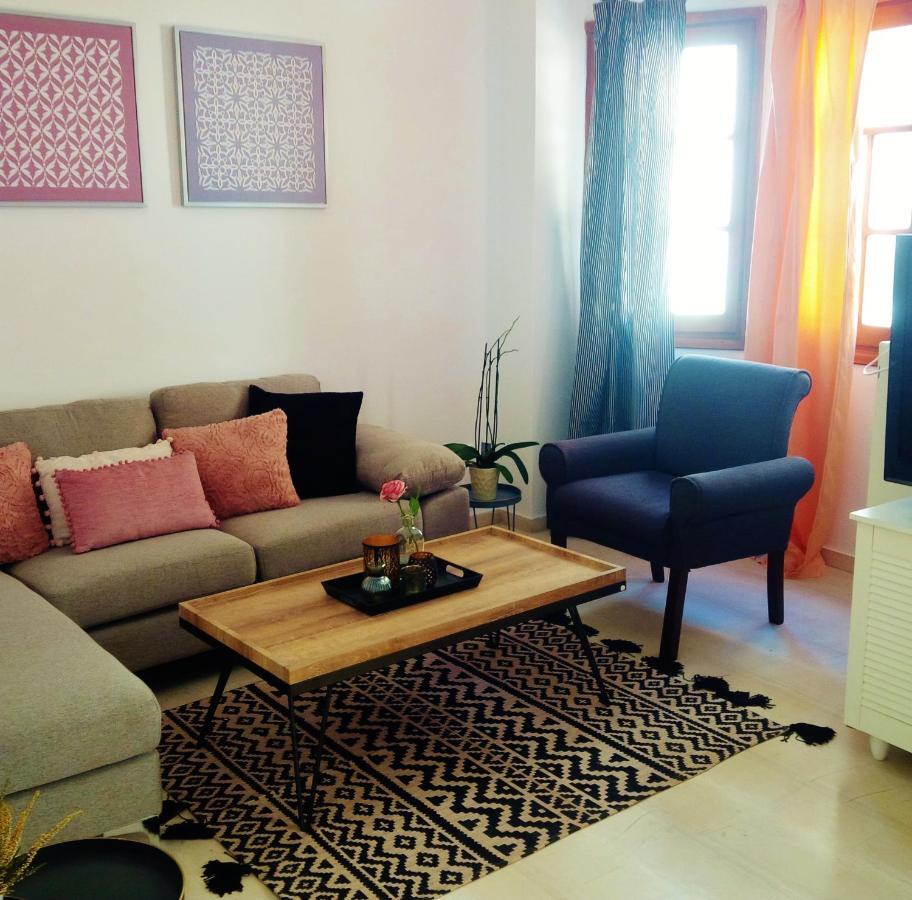 The Central كاندية المظهر الخارجي الصورة